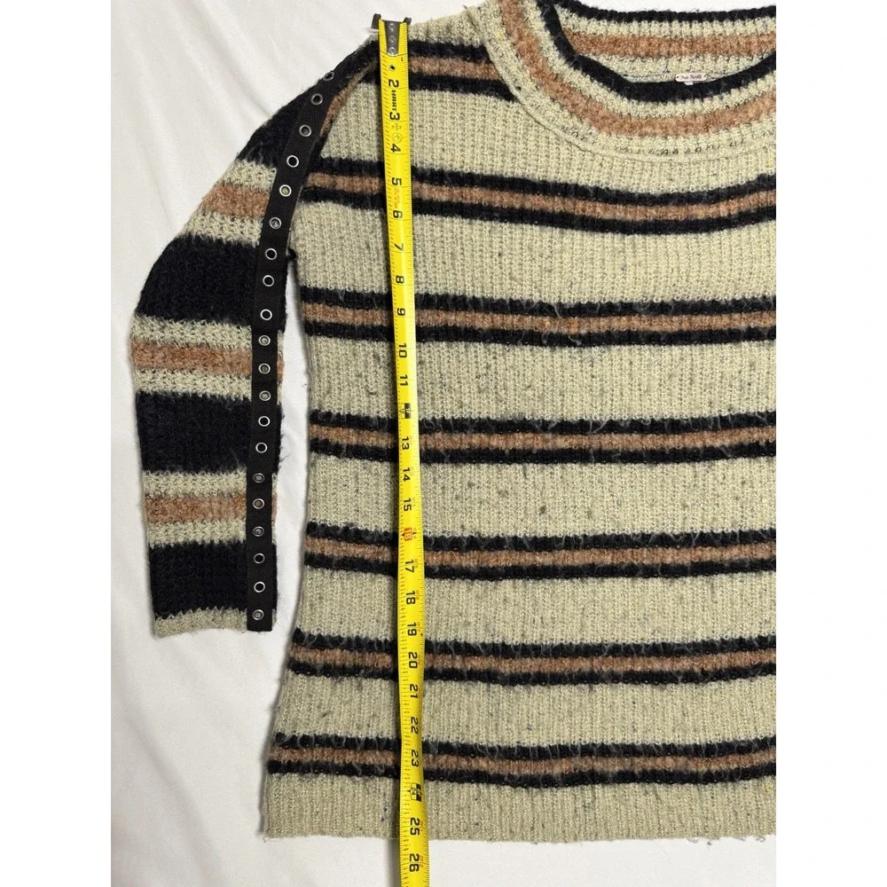 Free People Retro Teen Spirit Nirvana‎ Oversized Grommet Tape Sweater Size XS